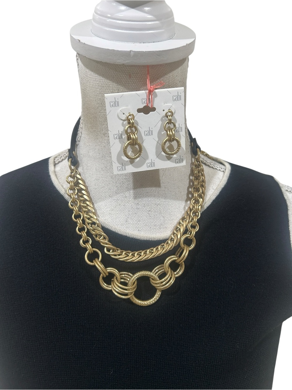 NWT Cabi brushed matte Gold-Tone Multi-Chain Necklace Matching Earrings in pouch